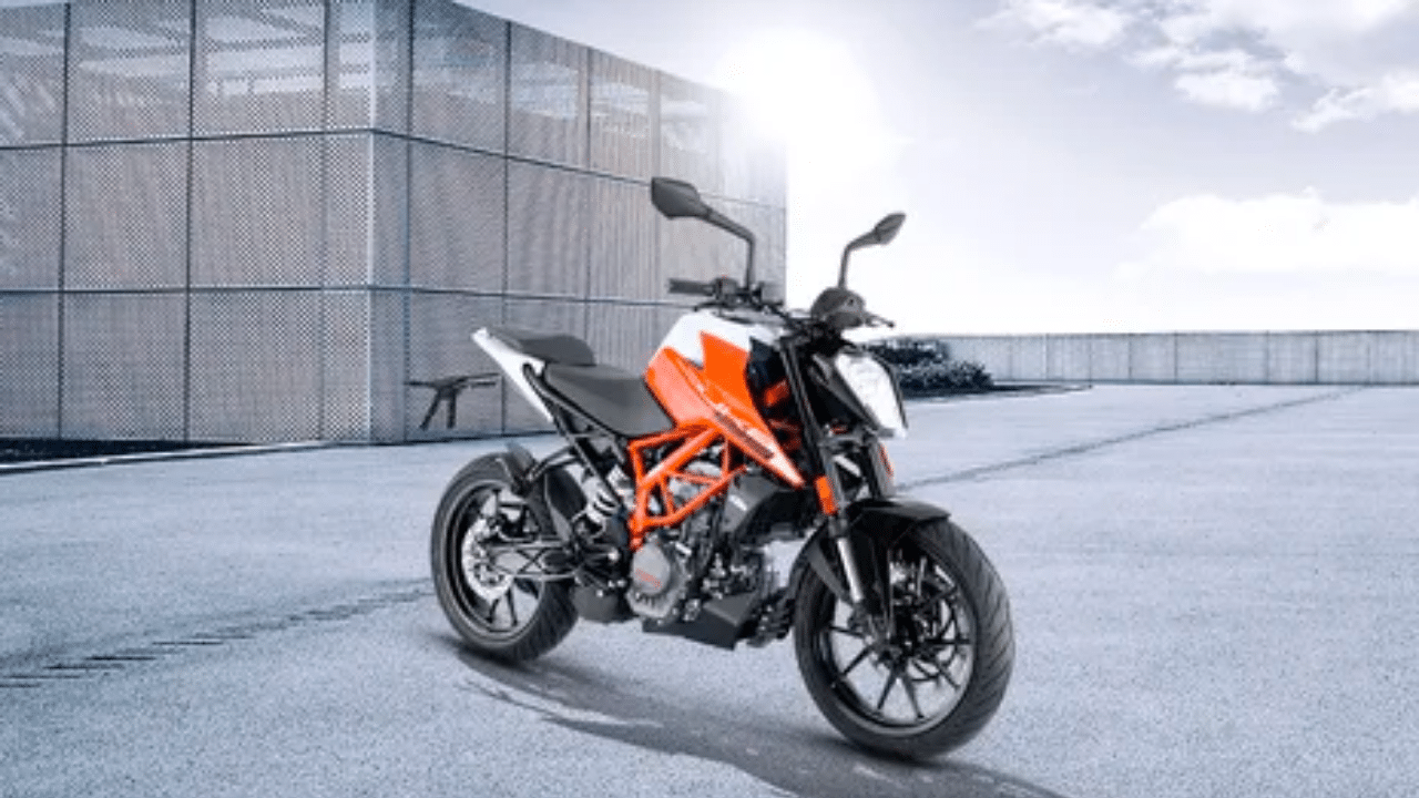 KTM Duke 125 New Year Offer