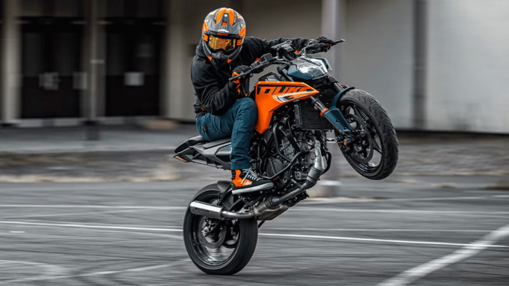 KTM Duke 125 New Year Offer