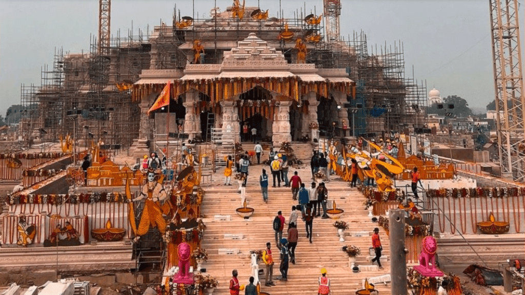 Ayodhya Ram Mandir main Electric Cars